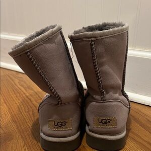 UGG Cobblestone Shearling Boots